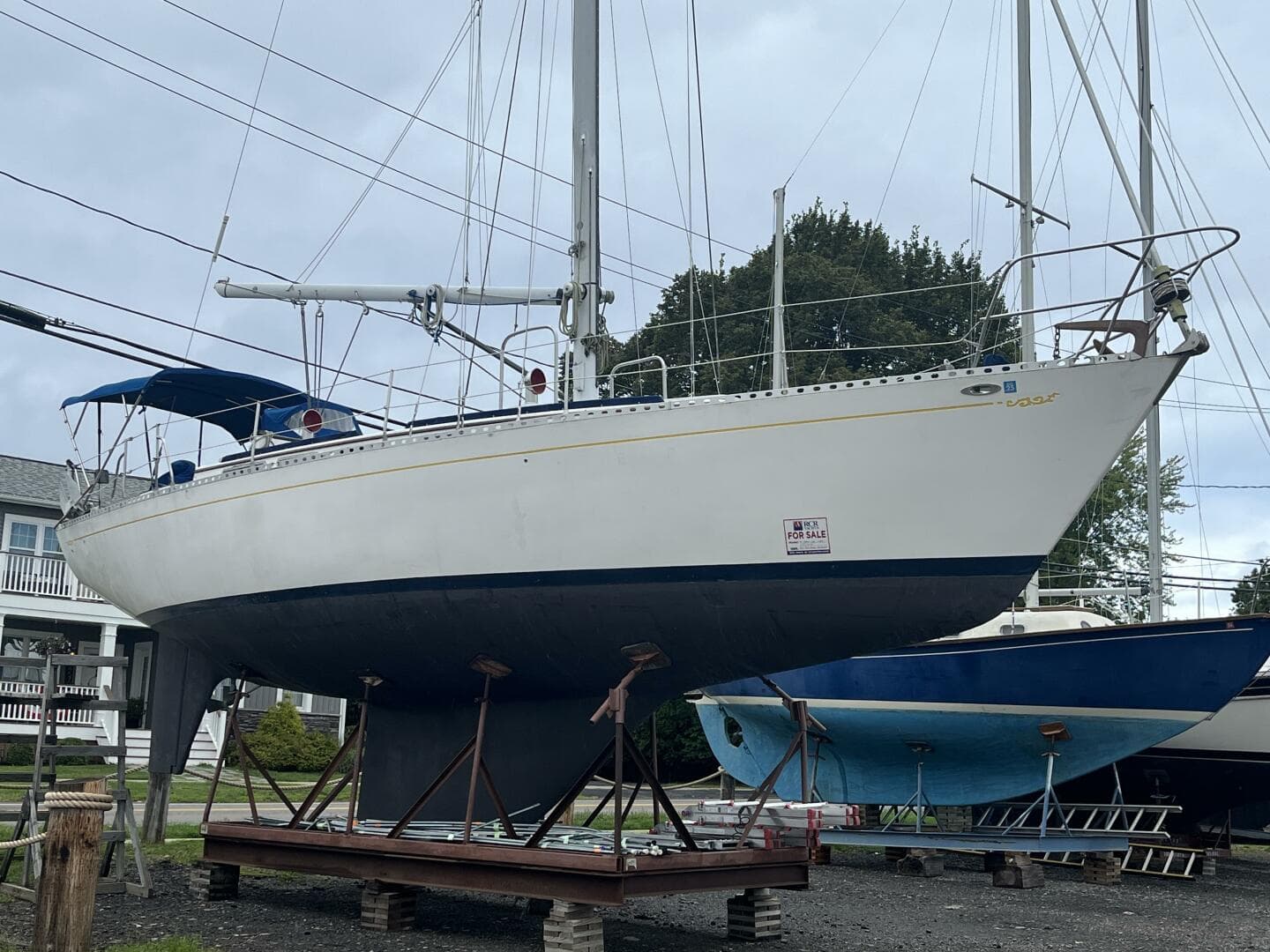 1983 Cheoy Lee Pedrick 41