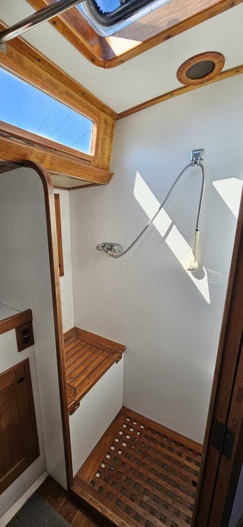 1983 Cheoy Lee Pedrick 41