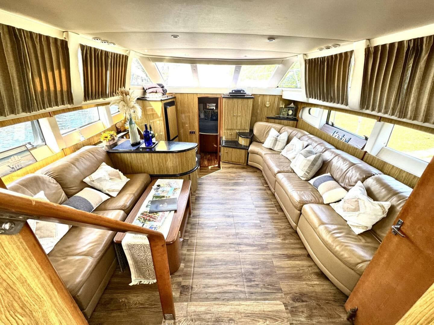 2001 Carver 40 Flybridge