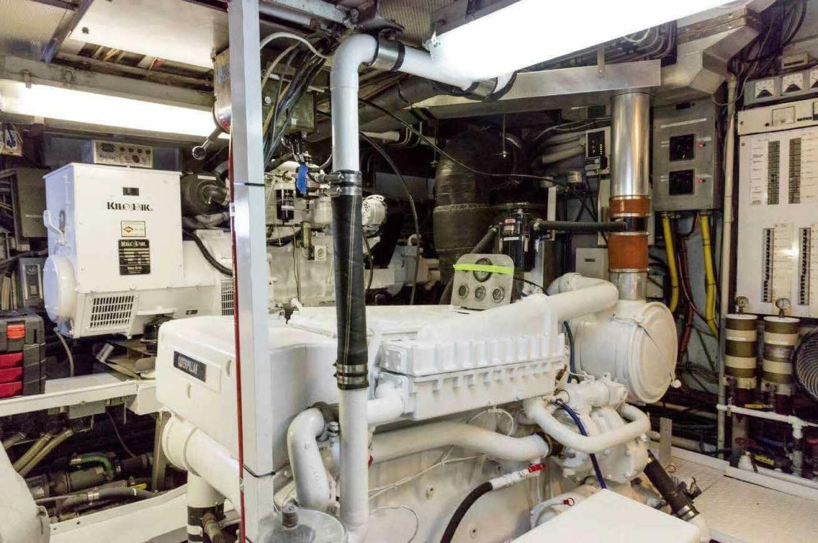 1975 Burger Raised Pilothouse CPMY