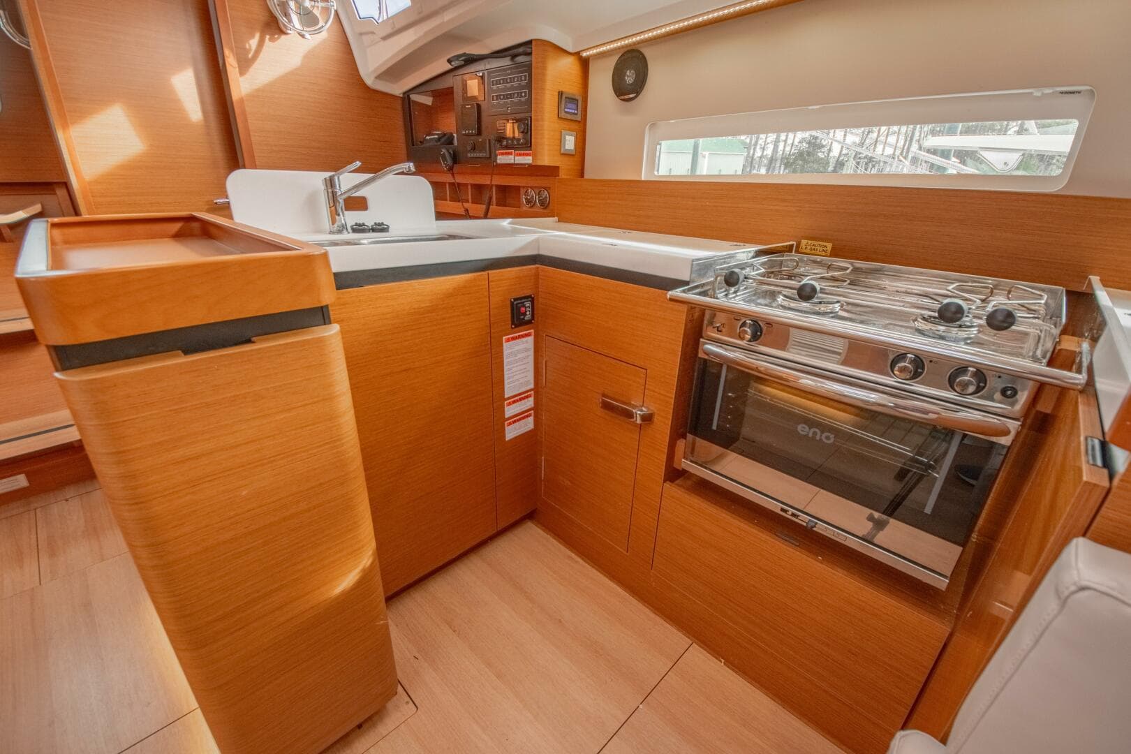 2023 Jeanneau Sun Odyssey 410