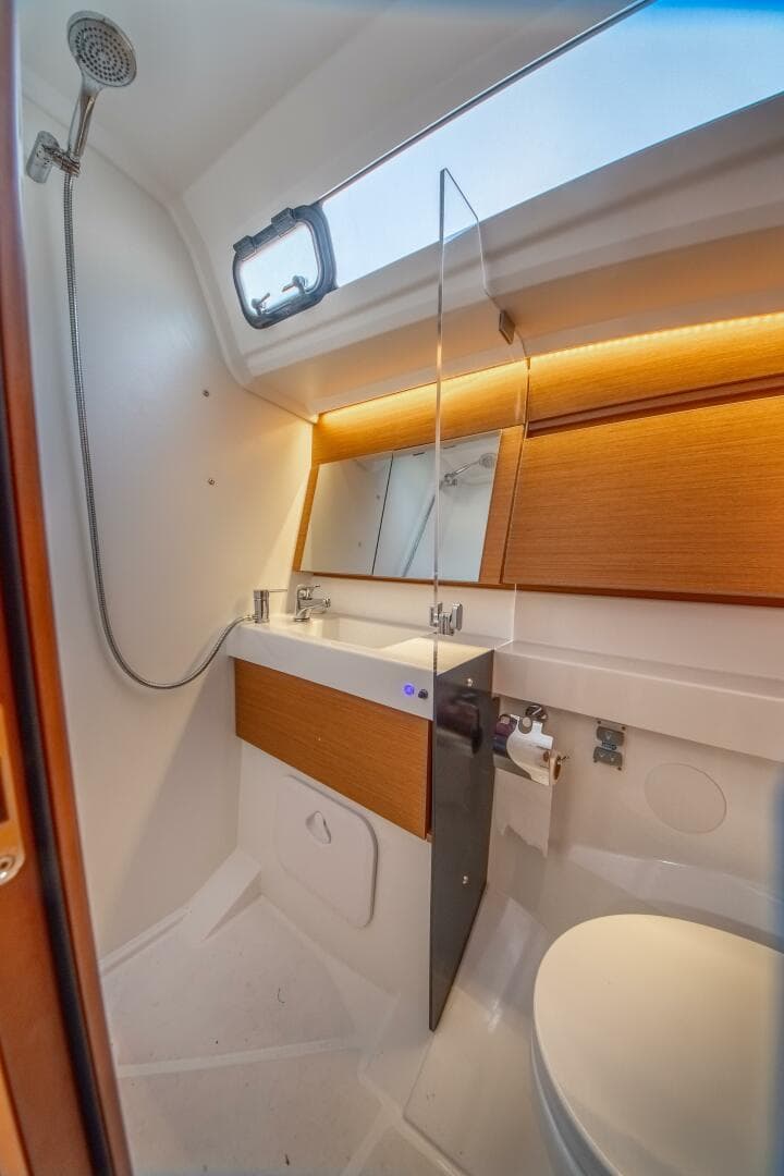 2023 Jeanneau Sun Odyssey 410