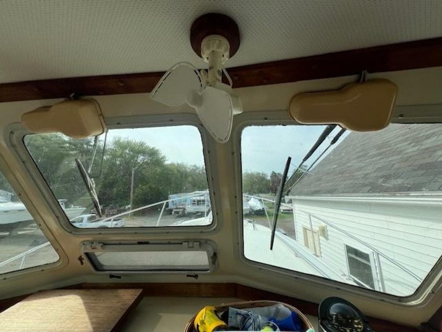 1989 Blue Seas Flybridge Cruiser