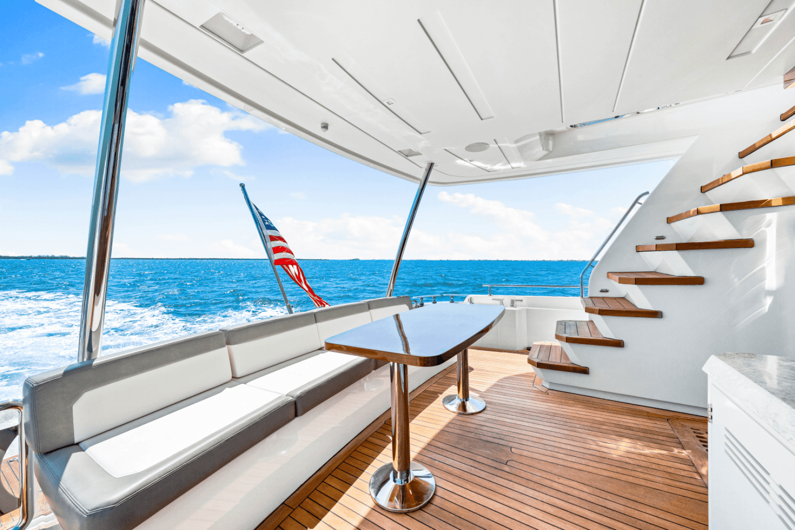 2018 Ocean Alexander 70E