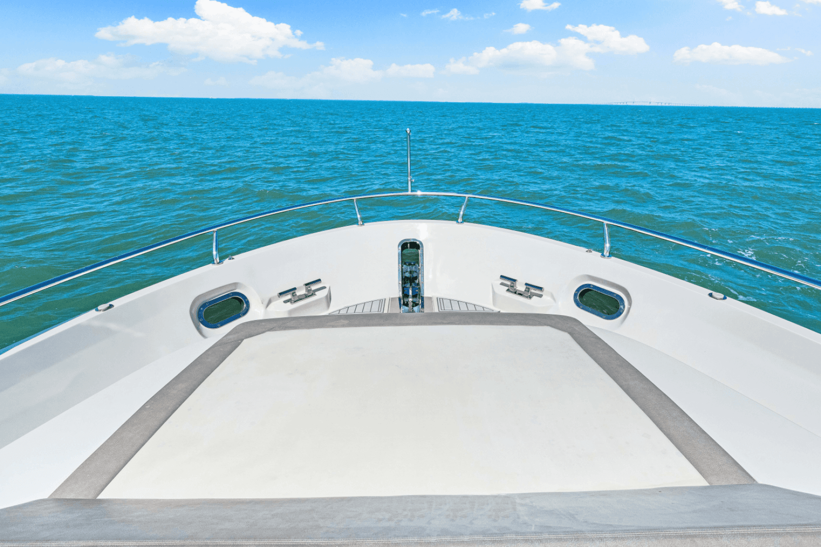 2018 Ocean Alexander 70E