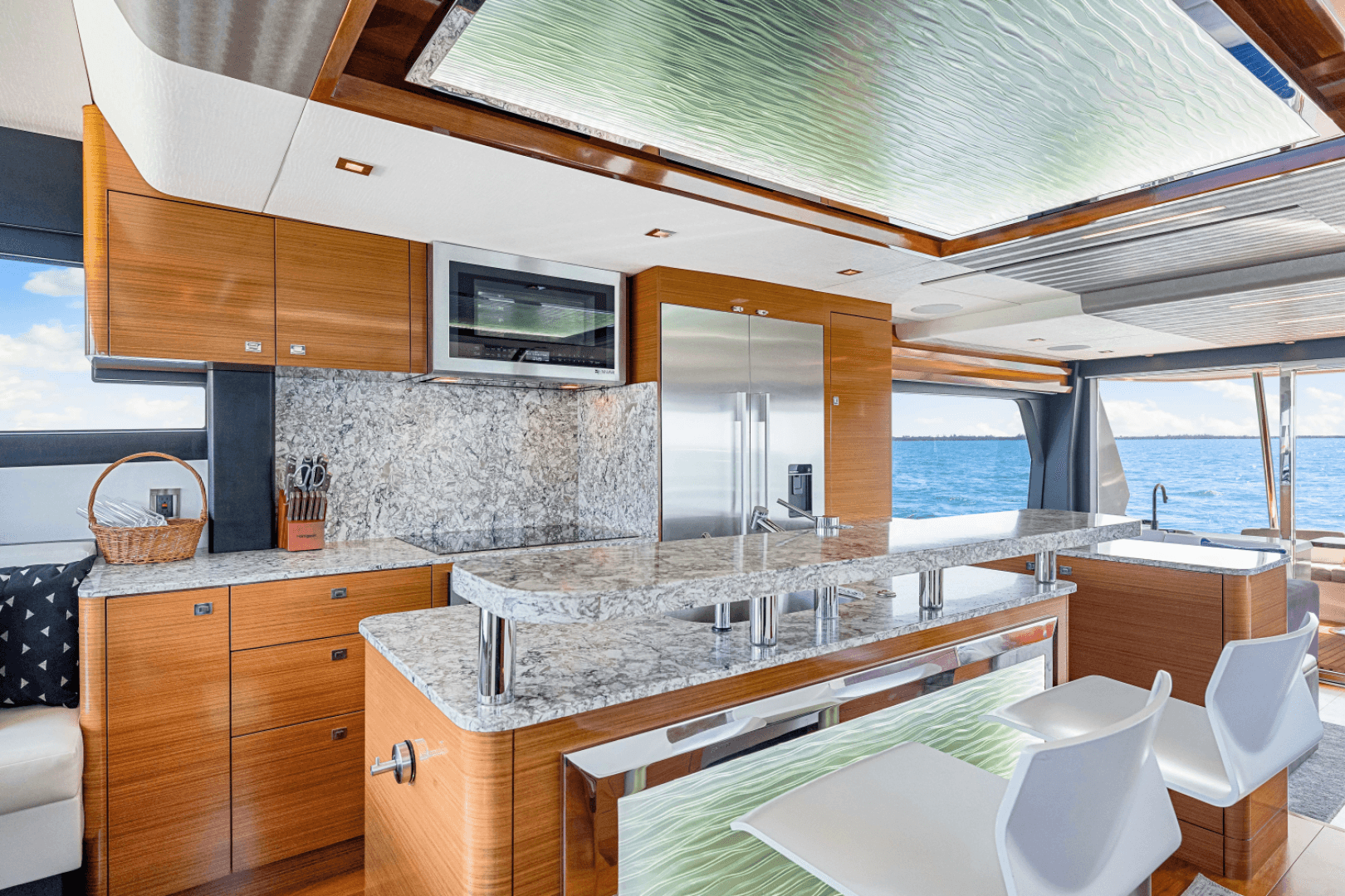 2018 Ocean Alexander 70E