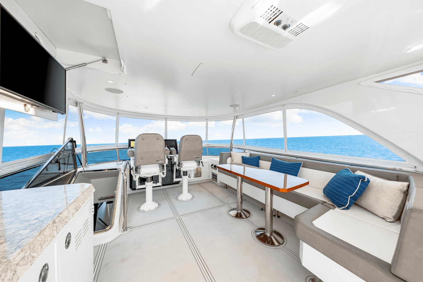 2018 Ocean Alexander 70E