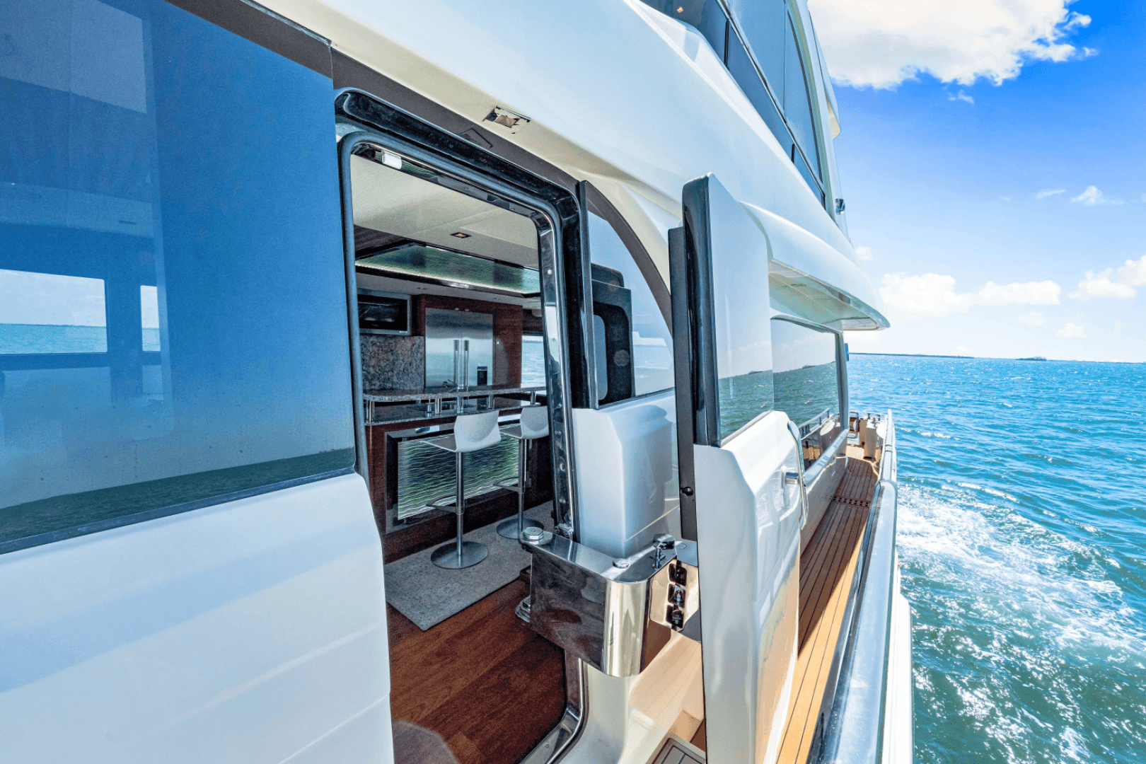 2018 Ocean Alexander 70E
