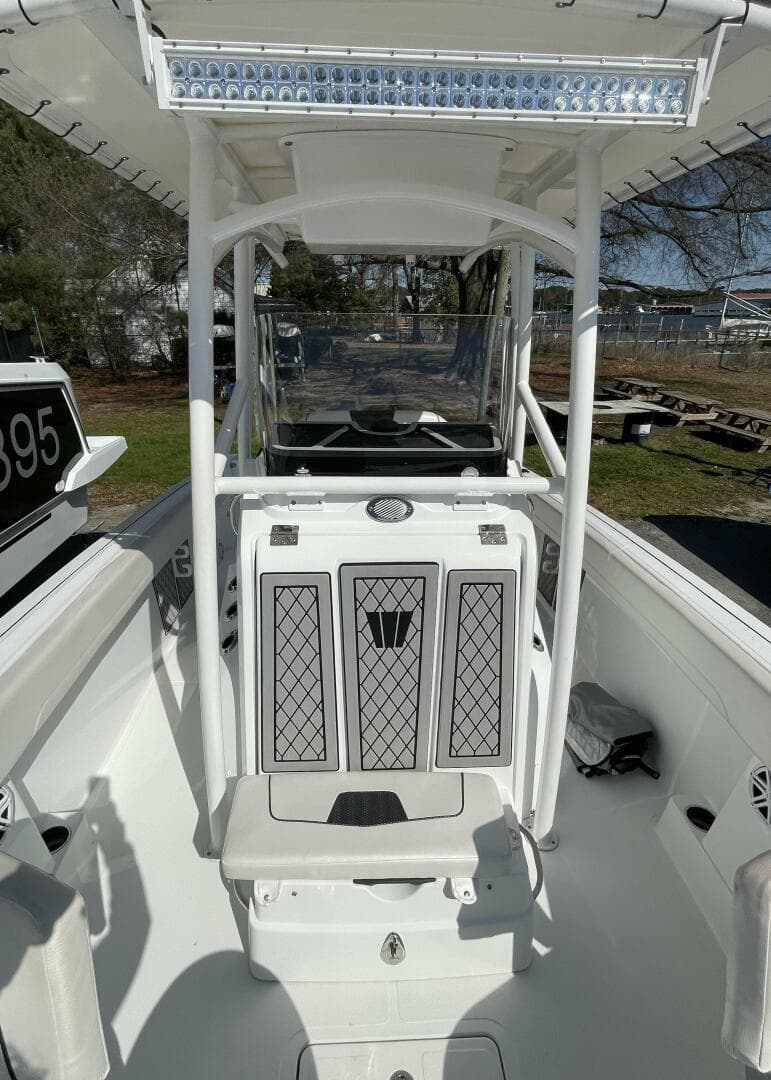 2022 Wellcraft 222 Fisherman