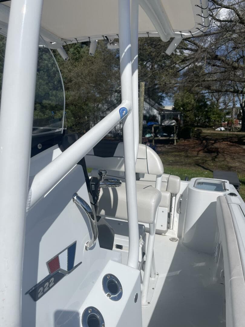 2022 Wellcraft 222 Fisherman