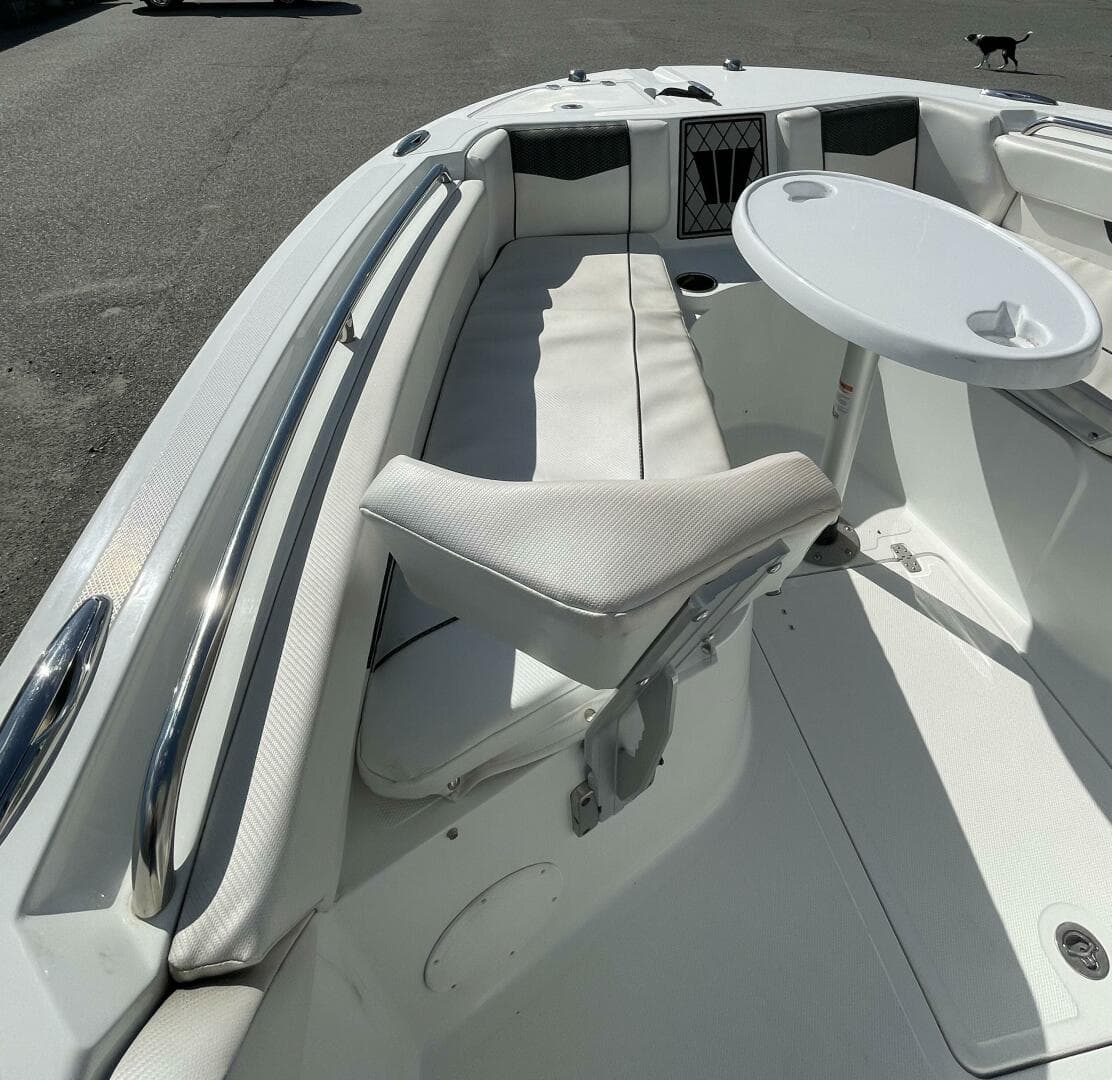 2022 Wellcraft 222 Fisherman