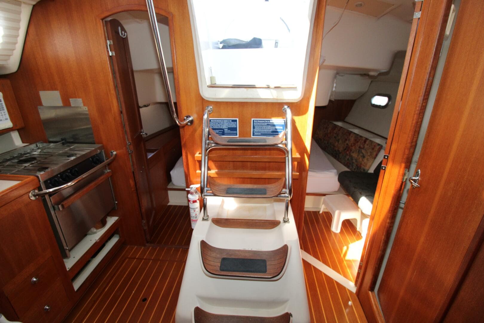 2002 Hunter 410