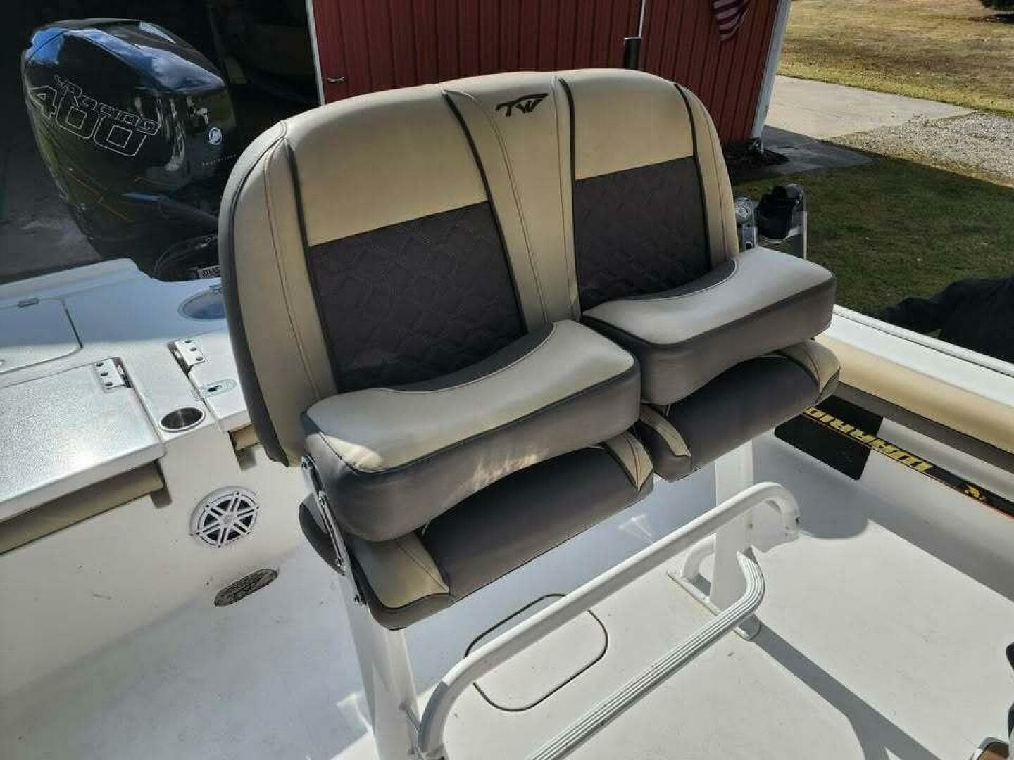 2021 Tidewater 2500 Carolina Bay