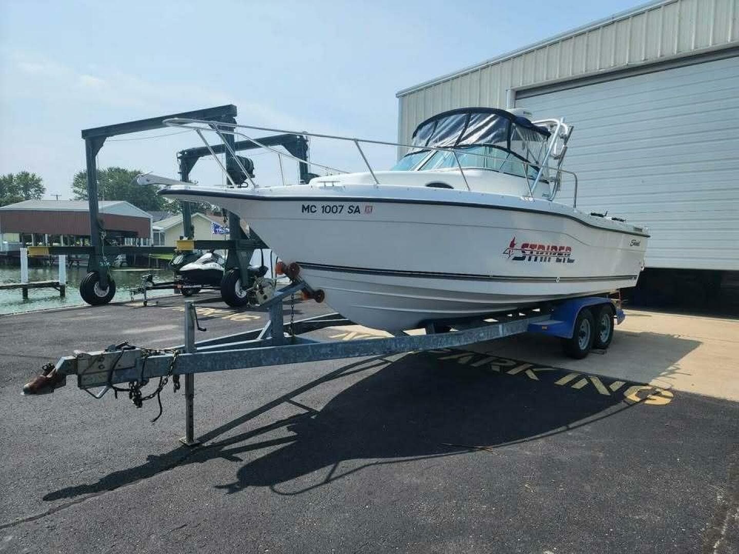 2000 Seaswirl Striper Striper 2600 WA