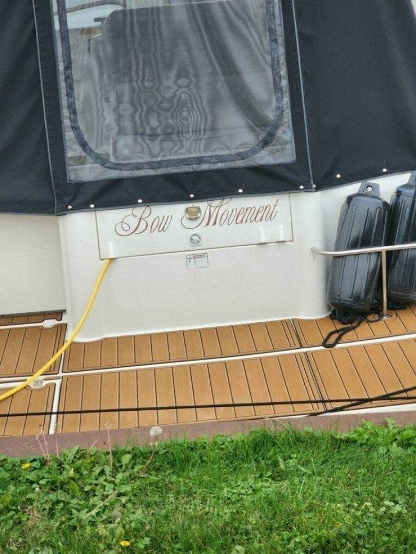 2001 Cruisers 3075 Express