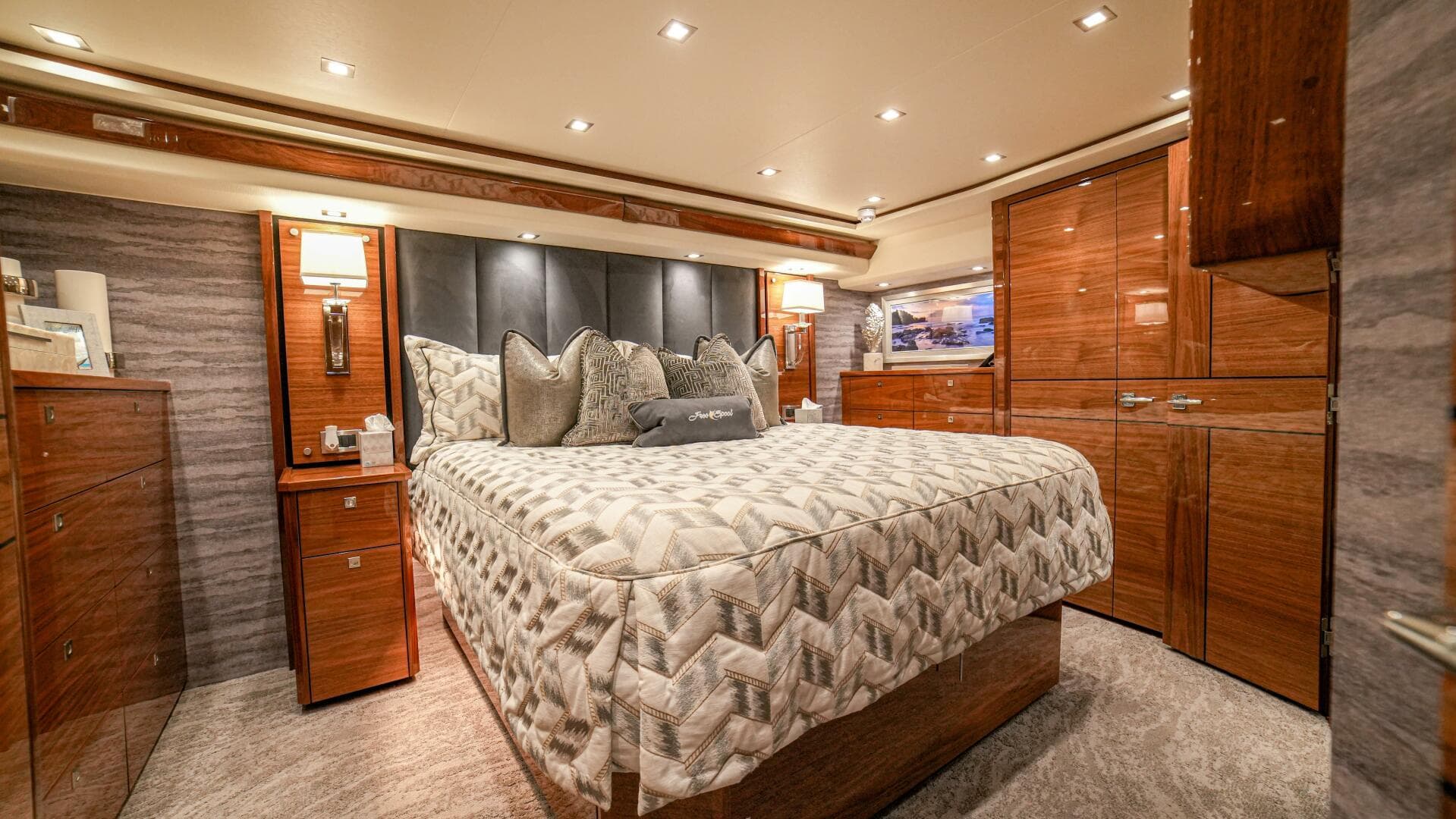 2023 Viking 73 Convertible "Free Spool" - Stateroom