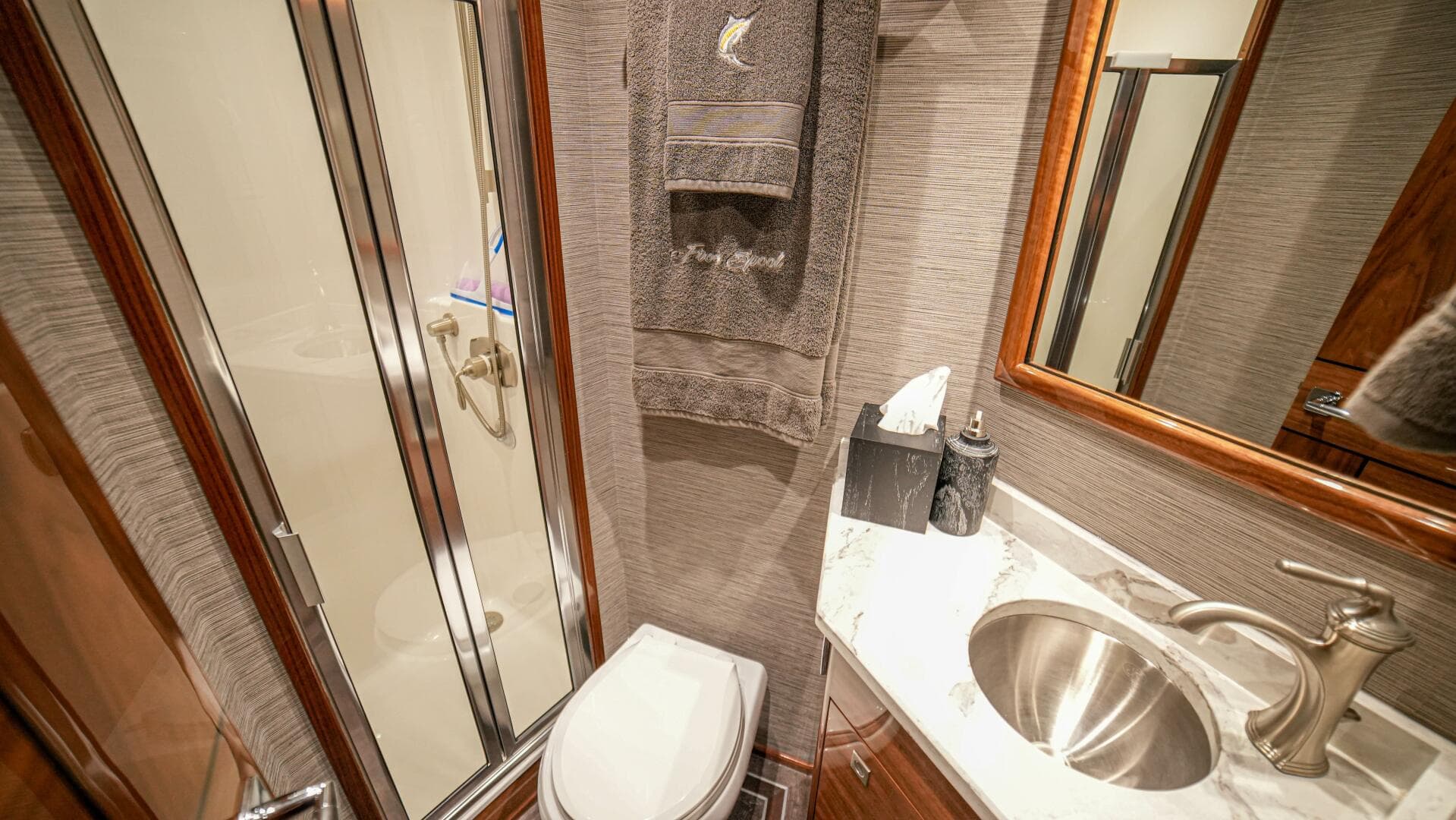 2023 Viking 73 Convertible "Free Spool"- Head