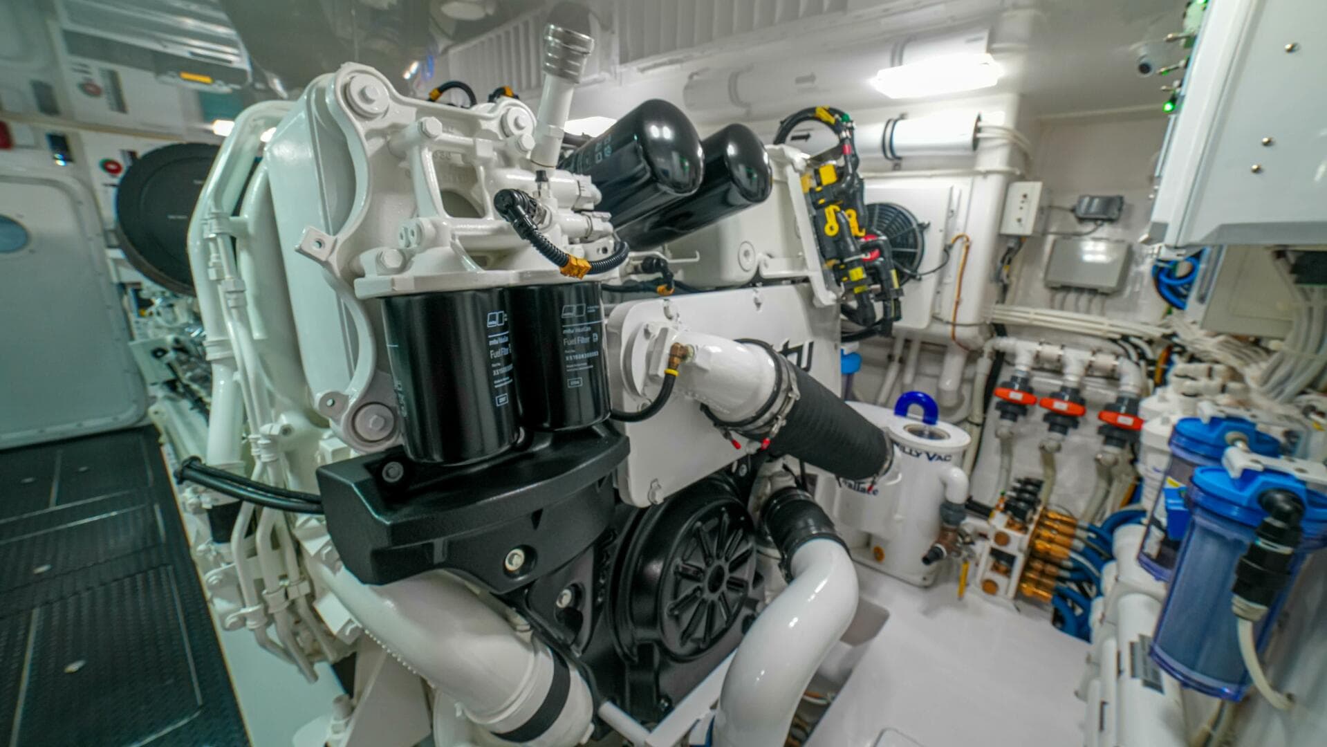 2023 Viking 73 Convertible "Free Spool" - Engine room