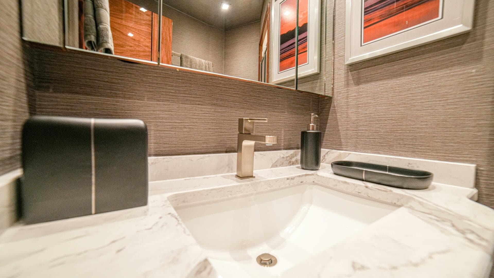 2023 Viking 73 Convertible "Free Spool" - Head