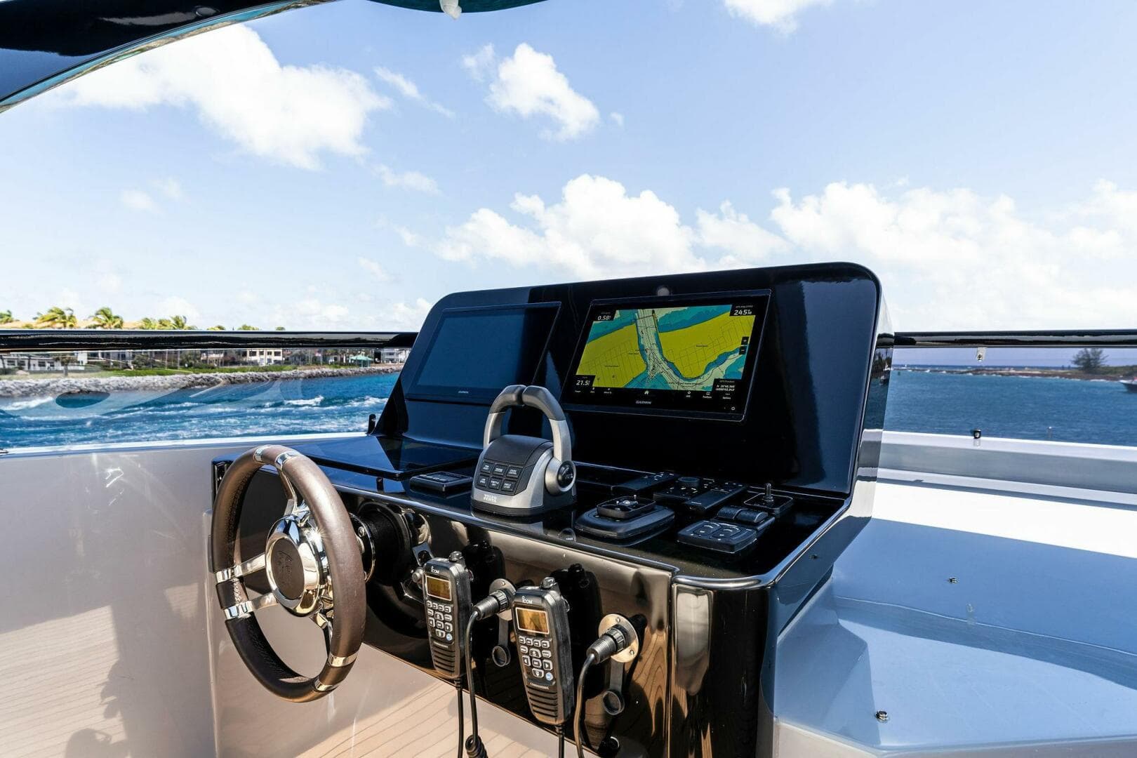 2026 Aquitalia Yachts Flybridge