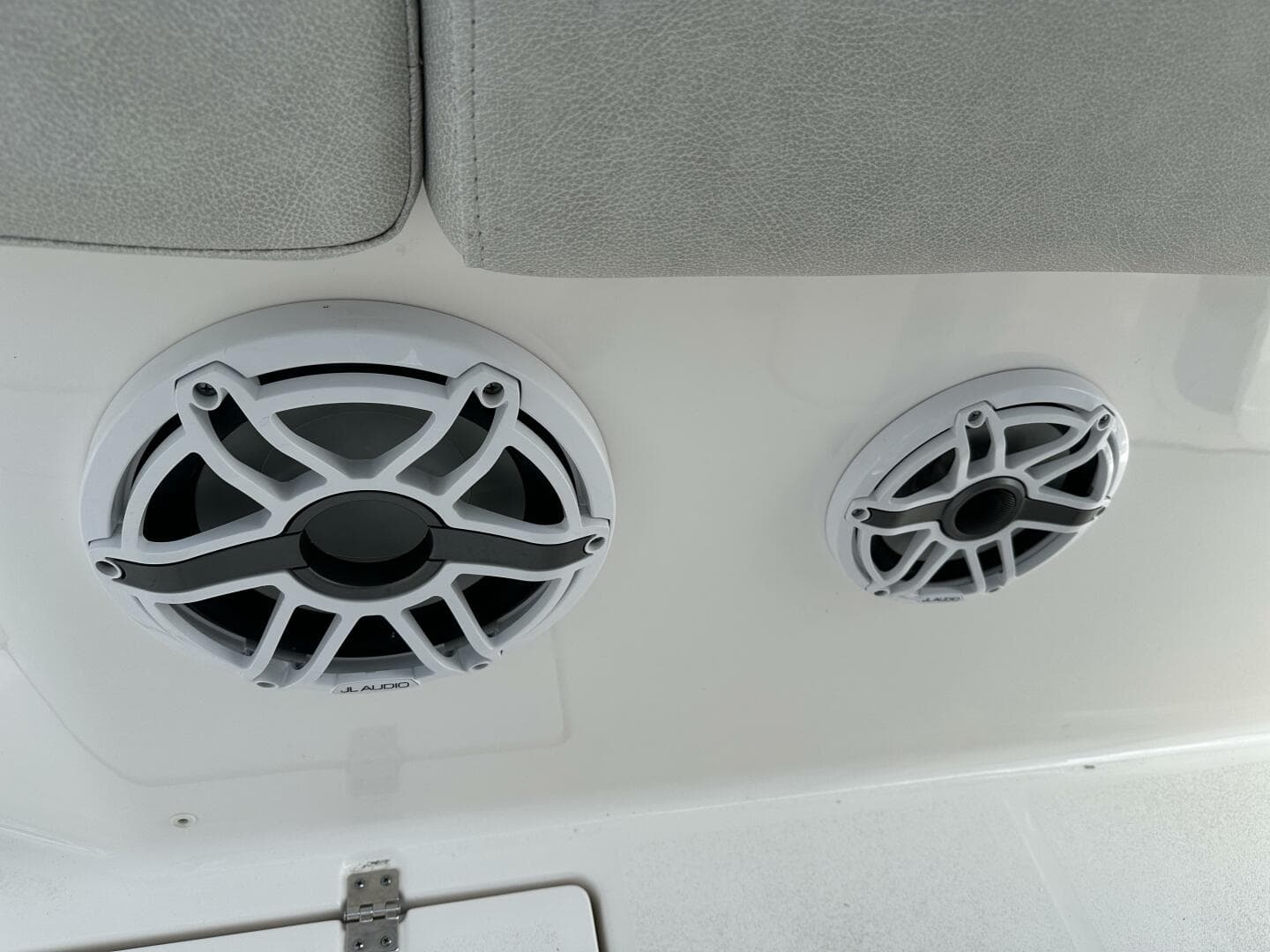 2022 Sea Fox 288 Commander