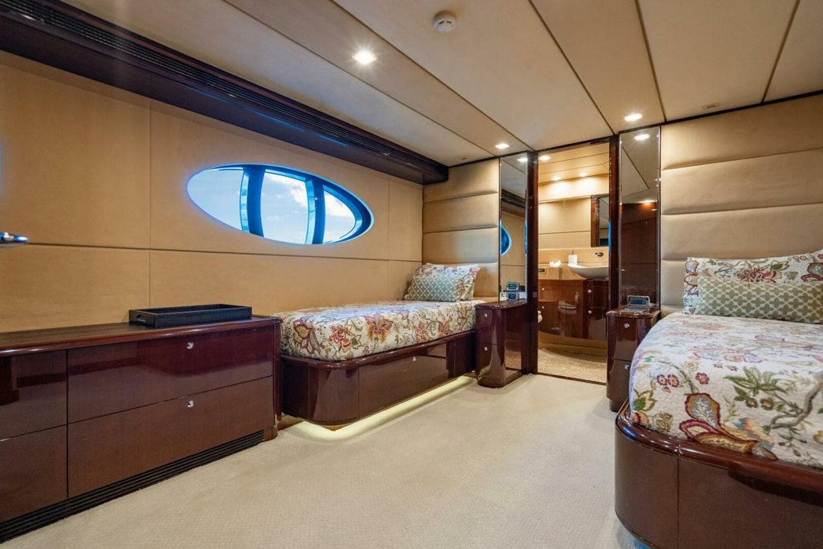 2011 Hargrave Tri Deck