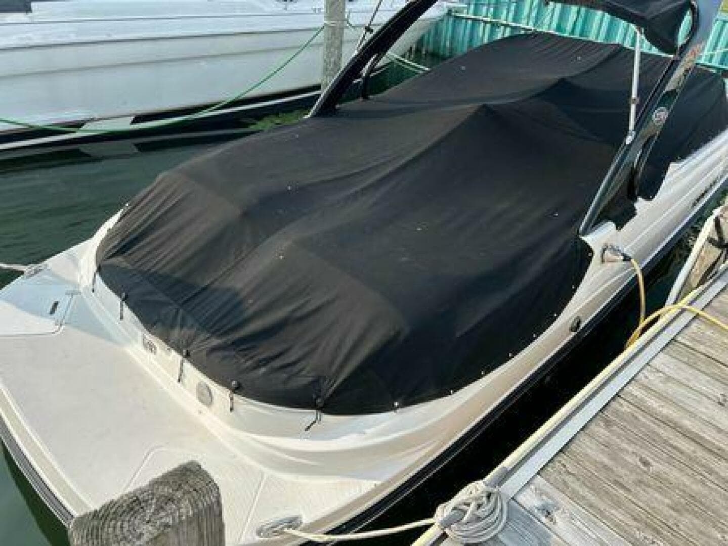 2012 Rinker 276 Captiva Cuddy