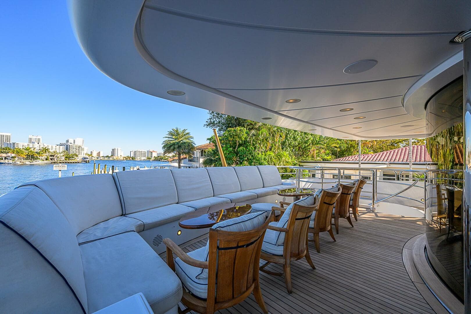 2005 Benetti Vision 145