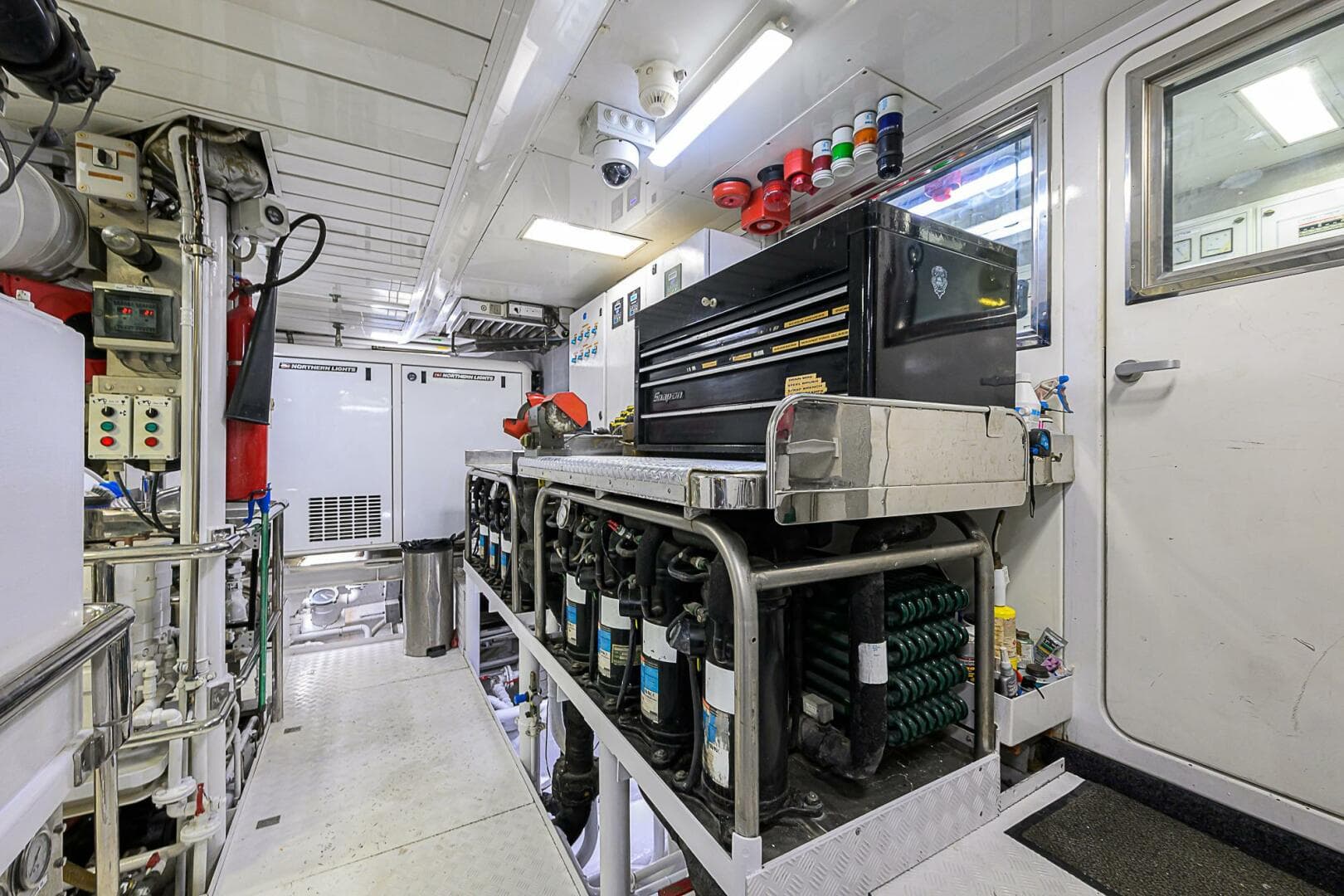 2005 Benetti Vision 145