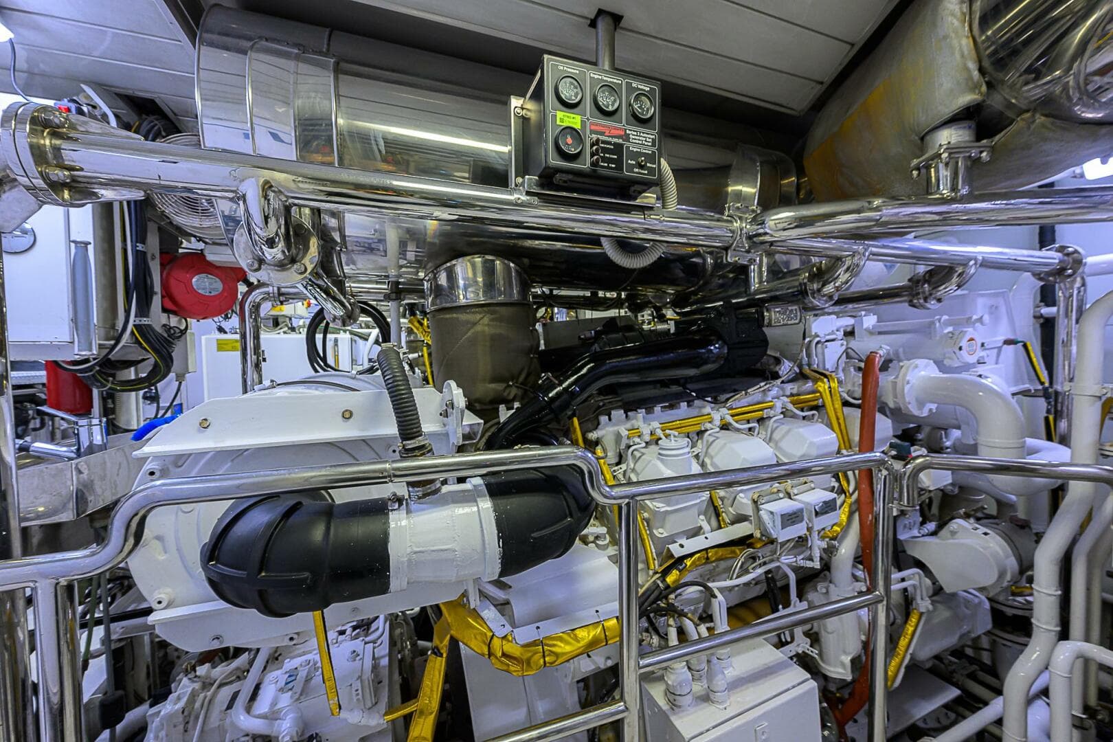 2005 Benetti Vision 145