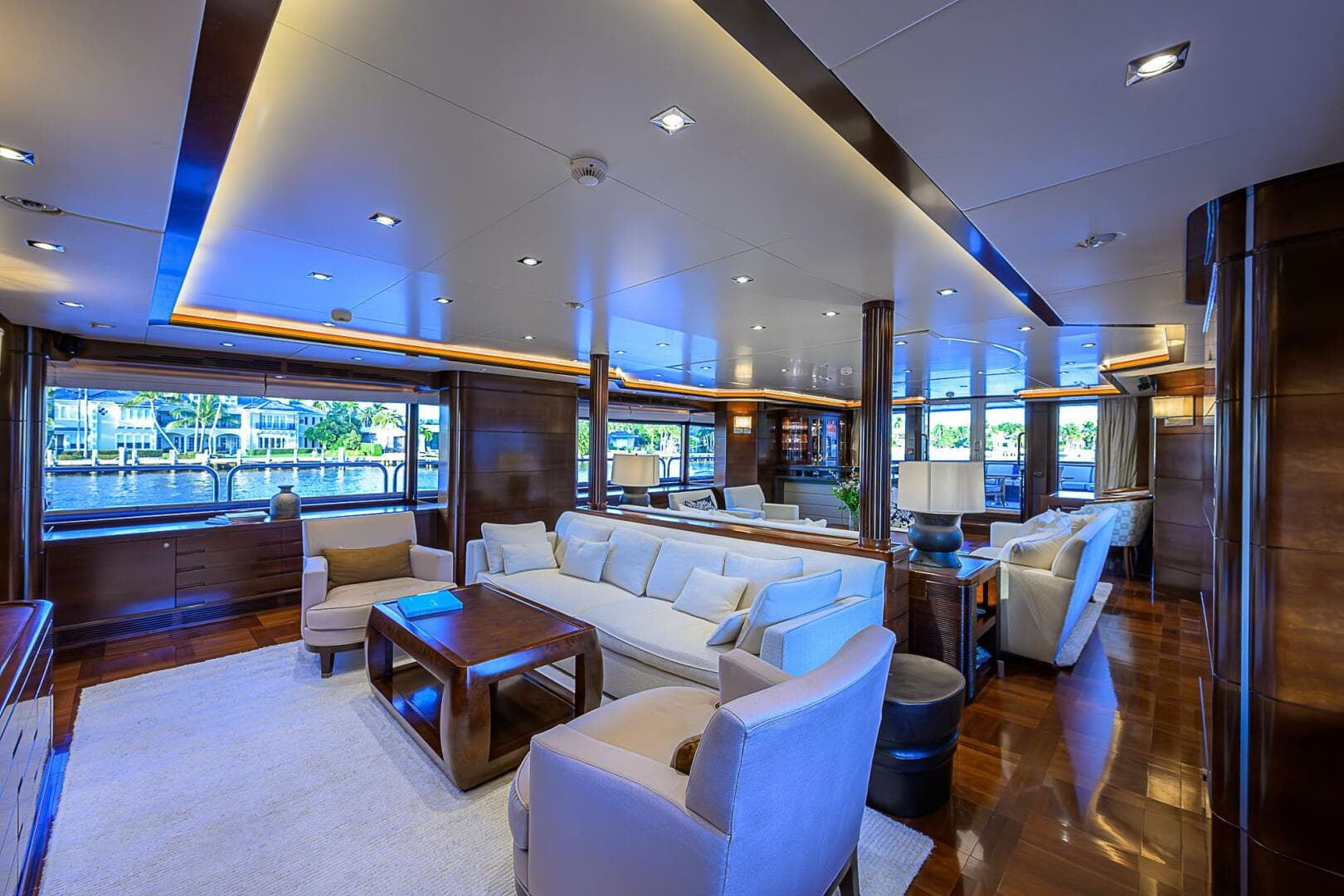 2005 Benetti Vision 145