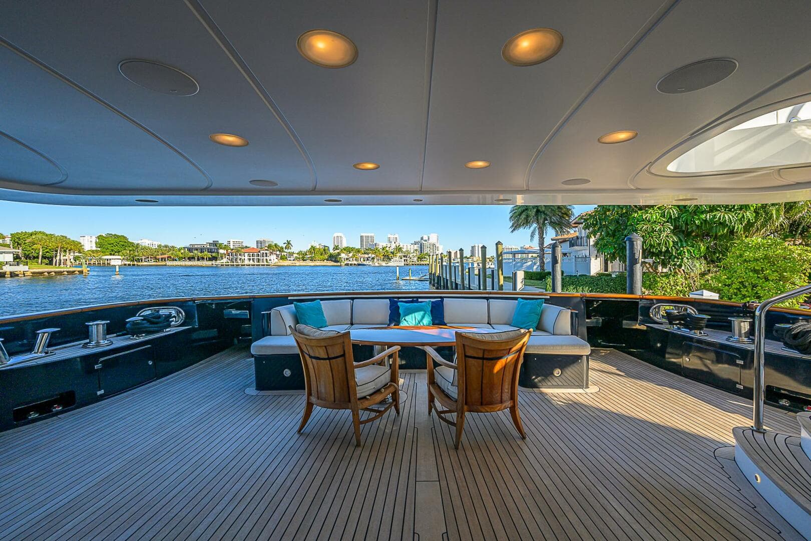 2005 Benetti Vision 145