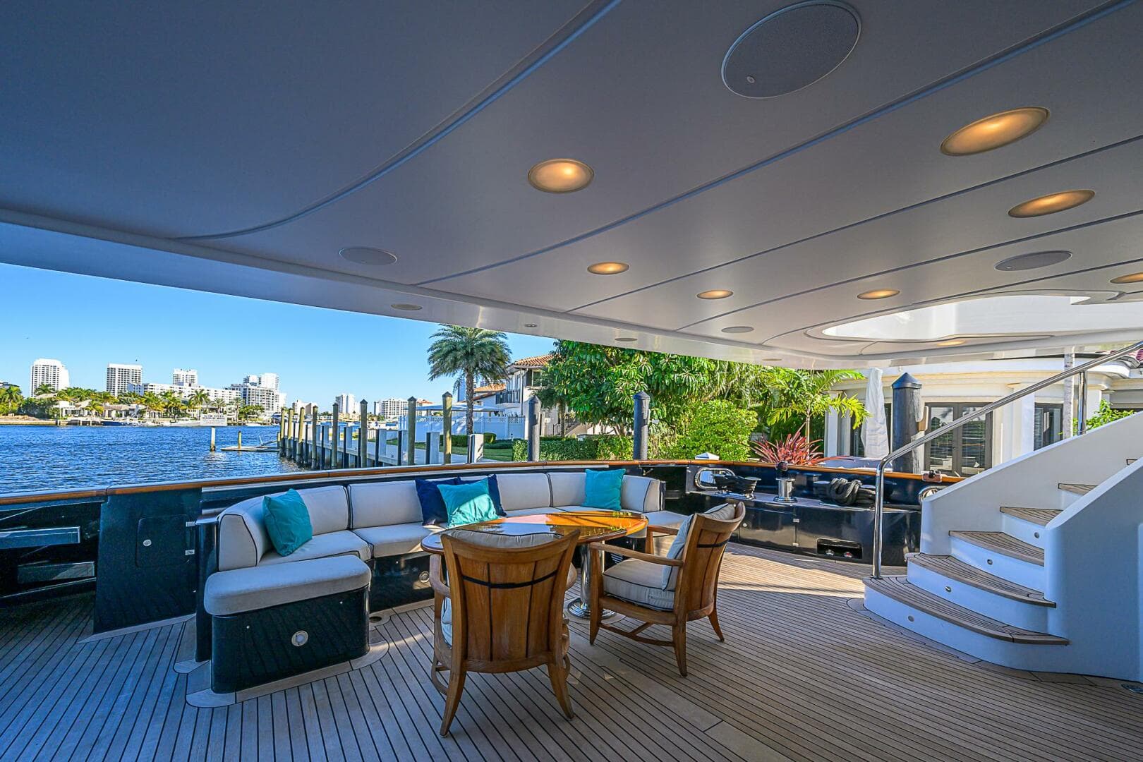 2005 Benetti Vision 145