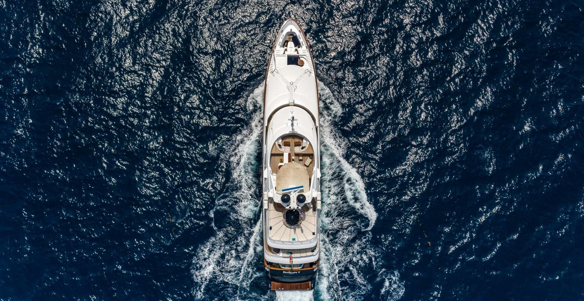 2005 Benetti Vision 145