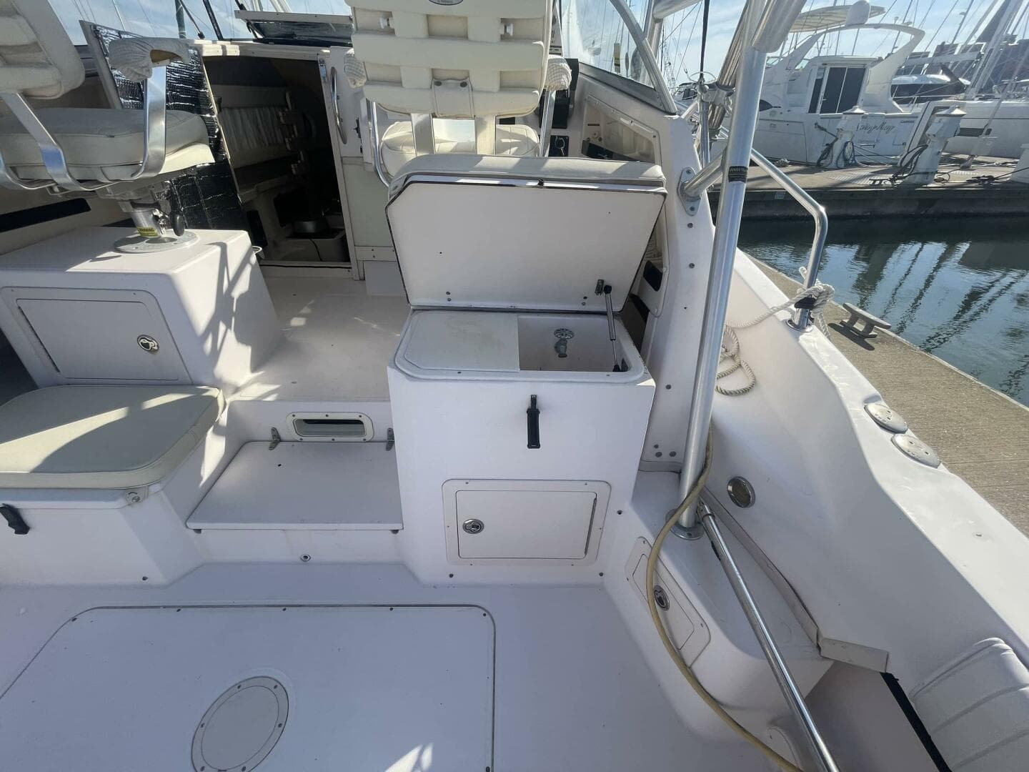 2003 Grady-White Marlin 300