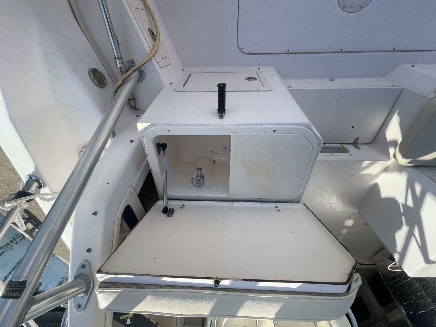 2003 Grady-White Marlin 300