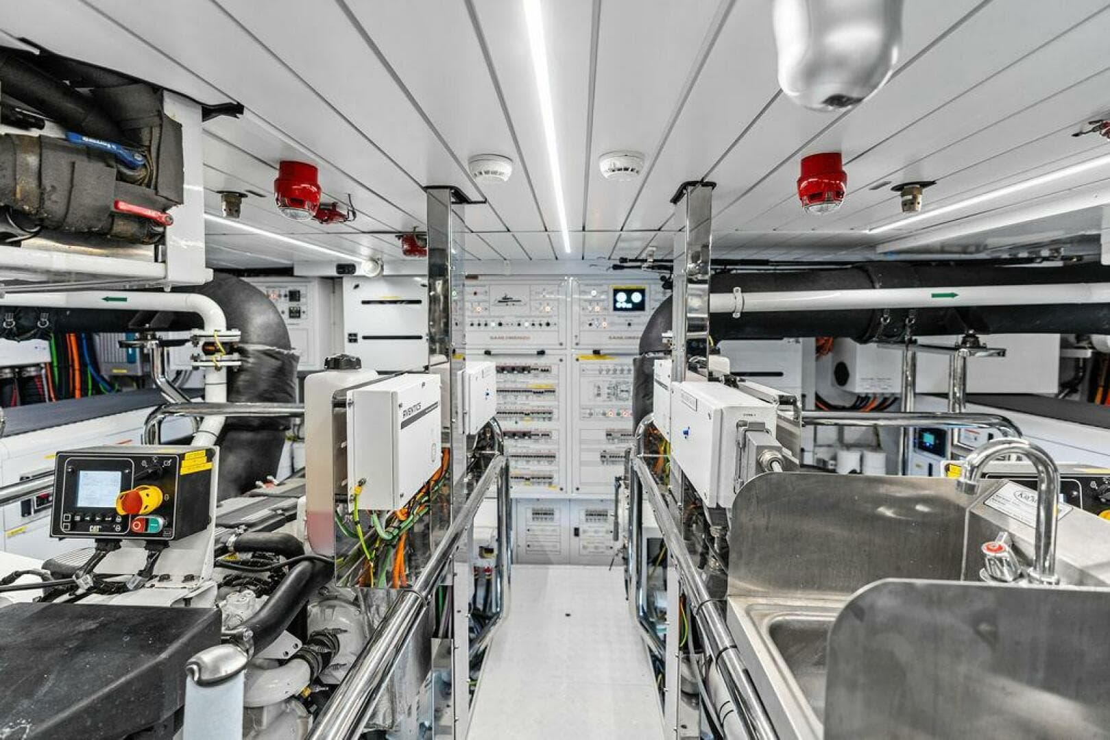 2021 Sanlorenzo SD96