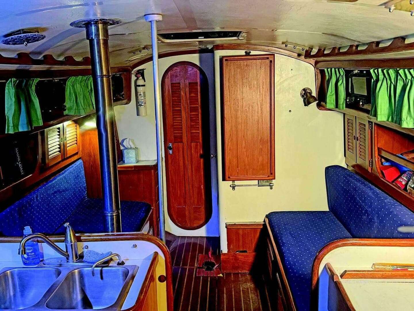 1984 Sea Sprite 34 Yawl