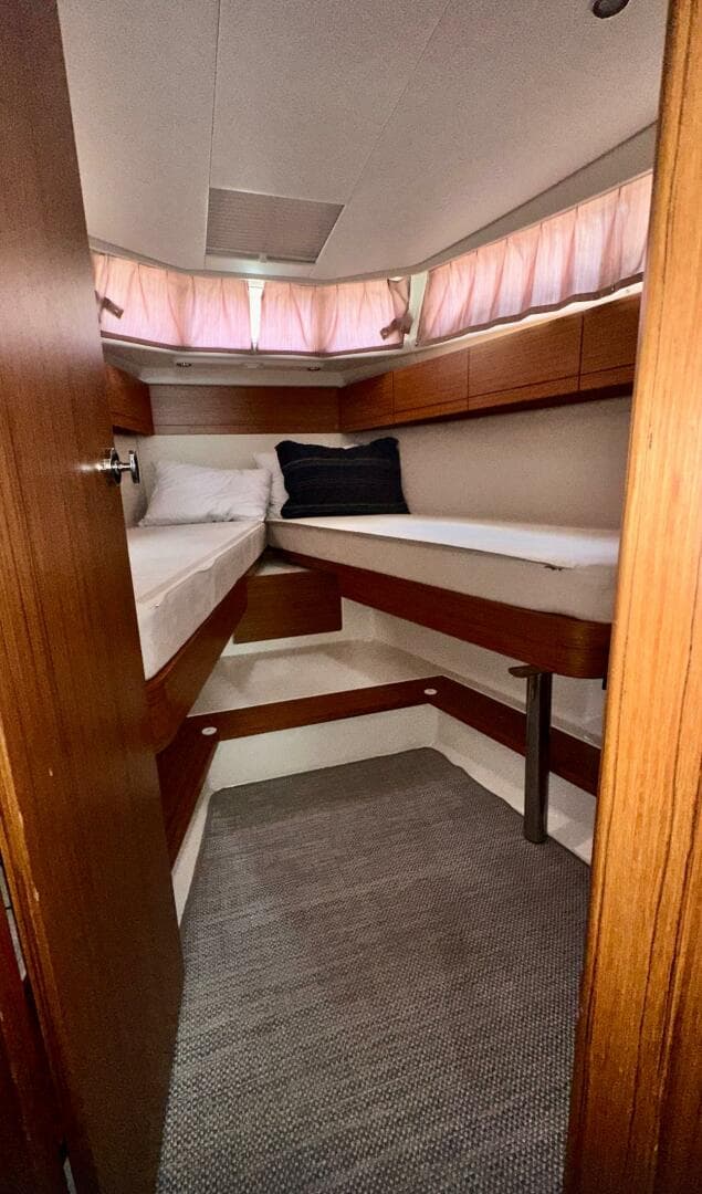 2019 Greenline 33 HYBRID