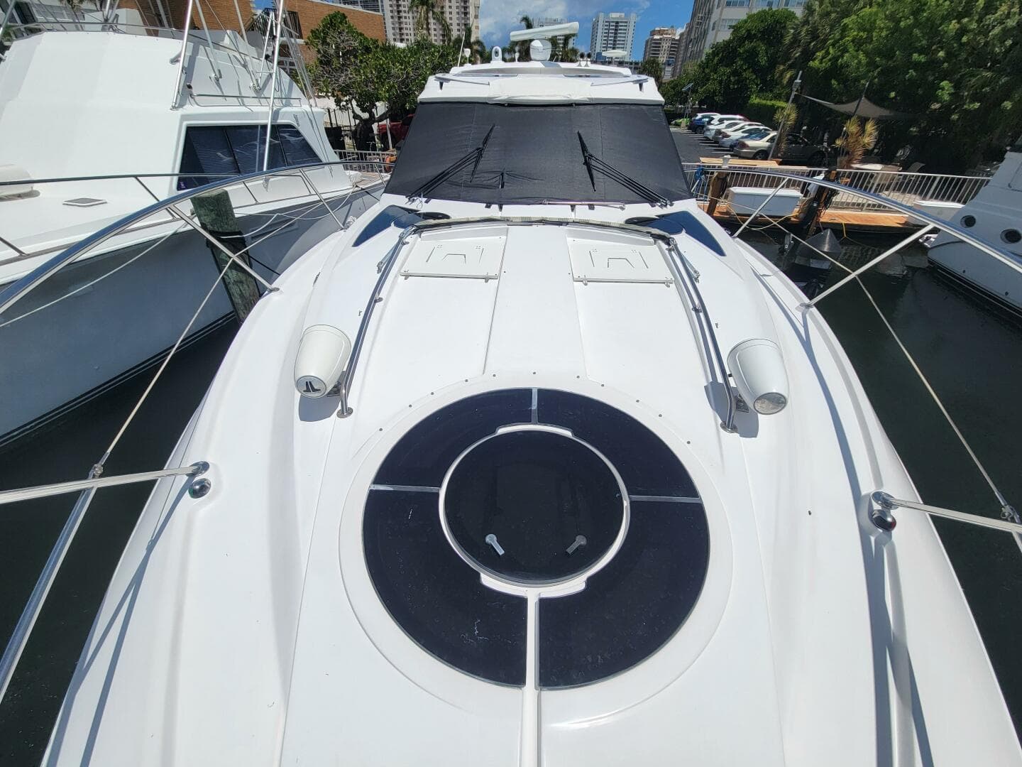 2012 Four Winns V435