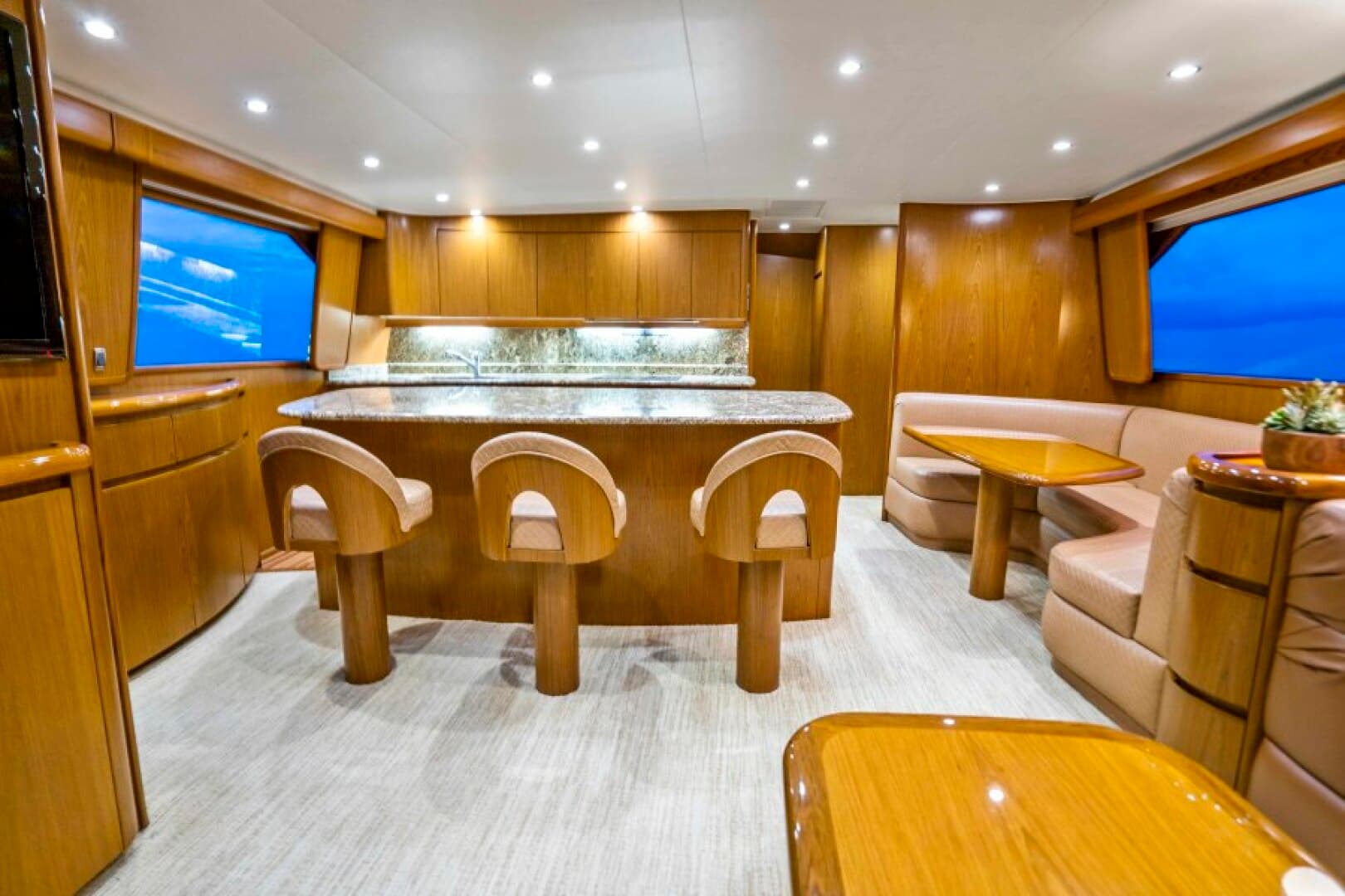 2011 Viking 70 Enclosed Bridge - Last Call - Salon