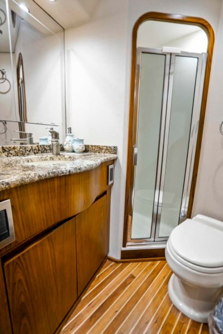 2011 Viking 70 Enclosed Bridge - Last Call - Guest Head