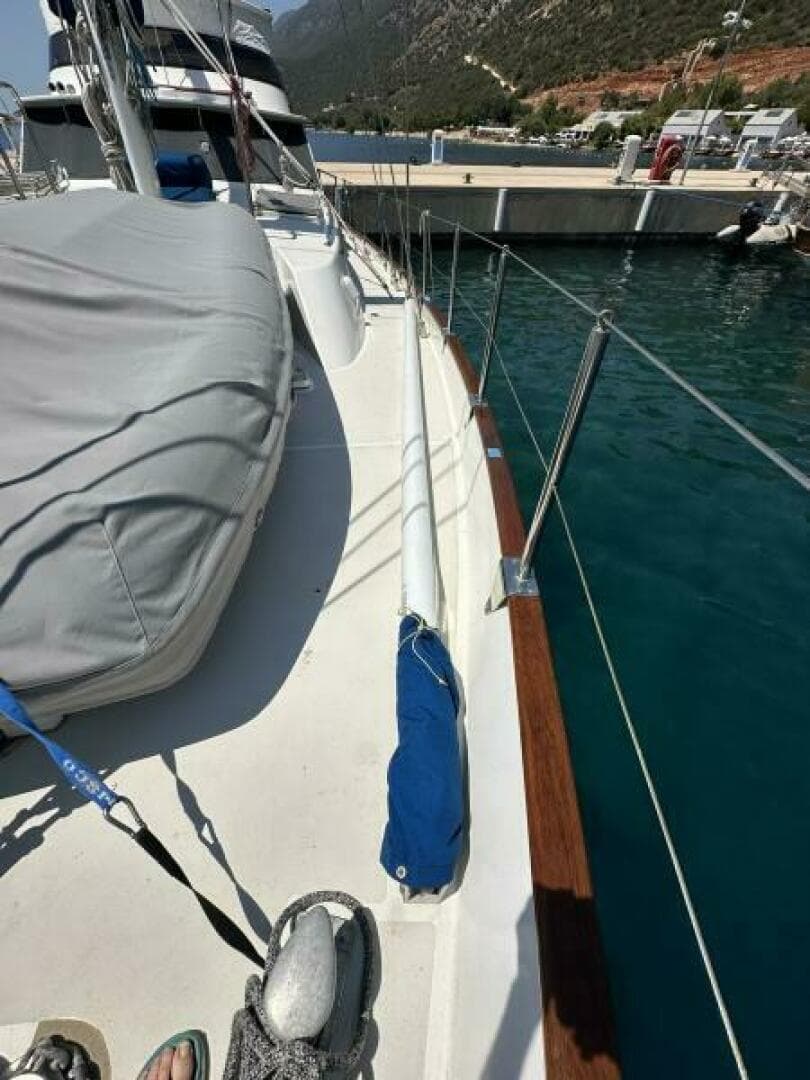 1990 Cheoy Lee Motorsailor