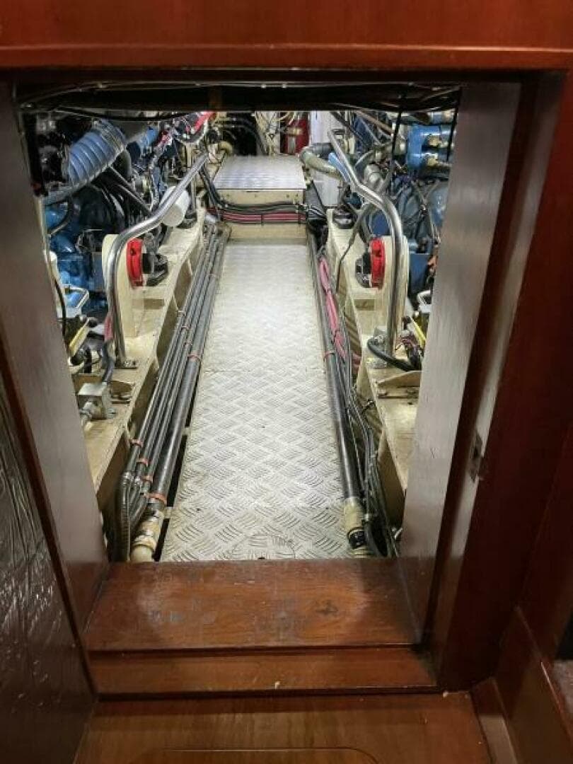 1990 Cheoy Lee Motorsailor