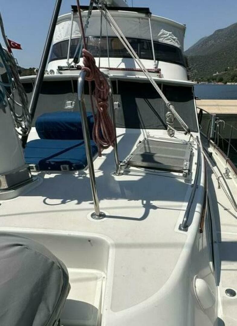 1990 Cheoy Lee Motorsailor