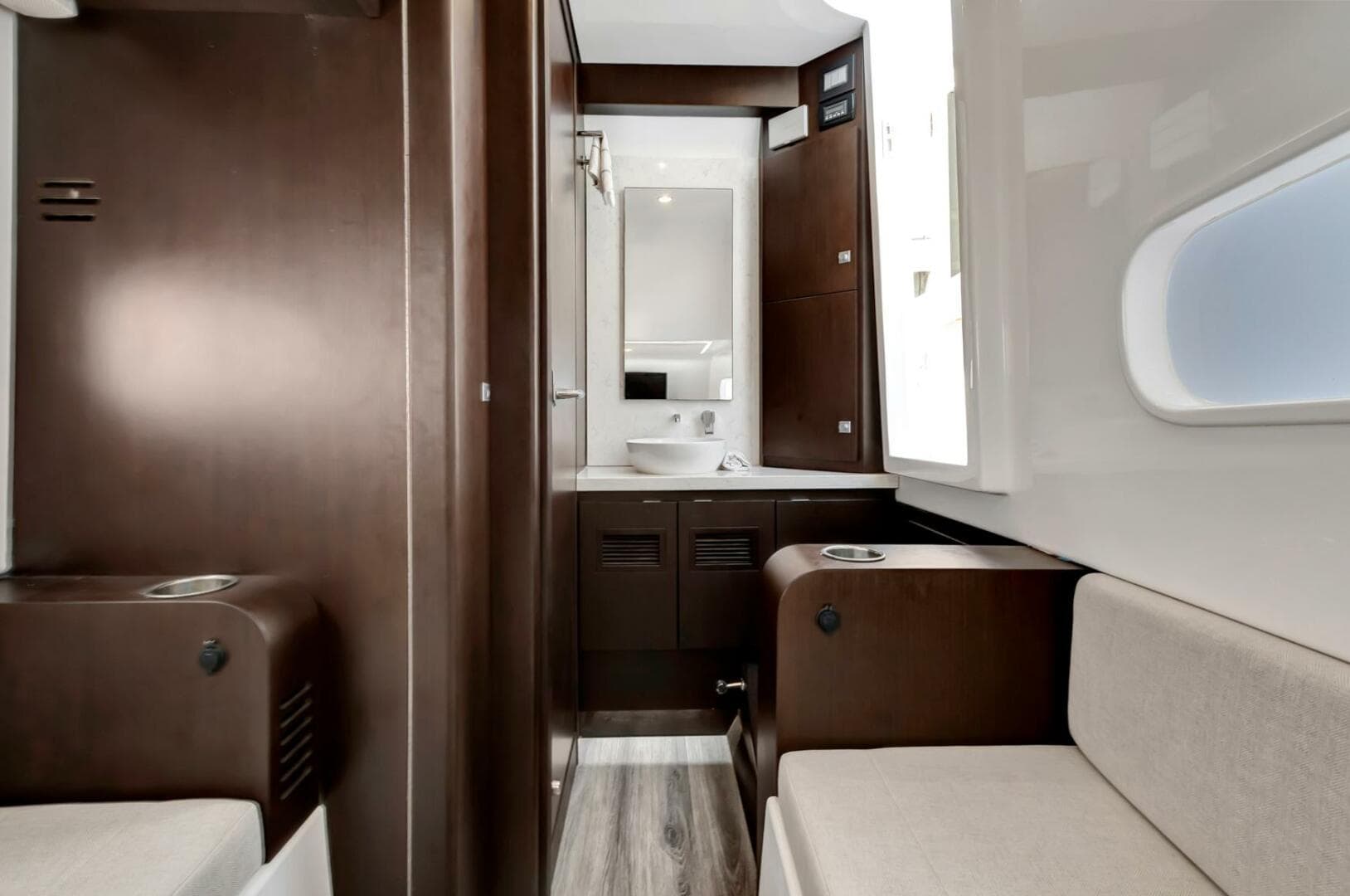 2023 Jupiter 43 Center Console "Aqua Toy"