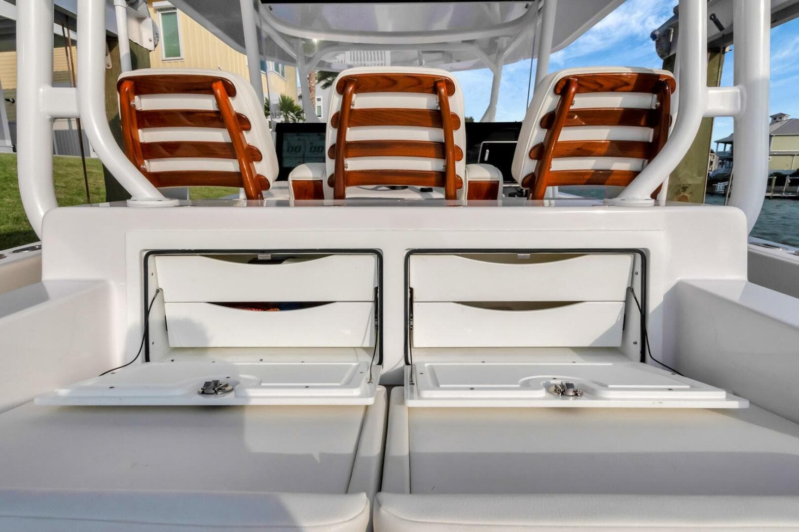 2023 Jupiter 43 Center Console "Aqua Toy"