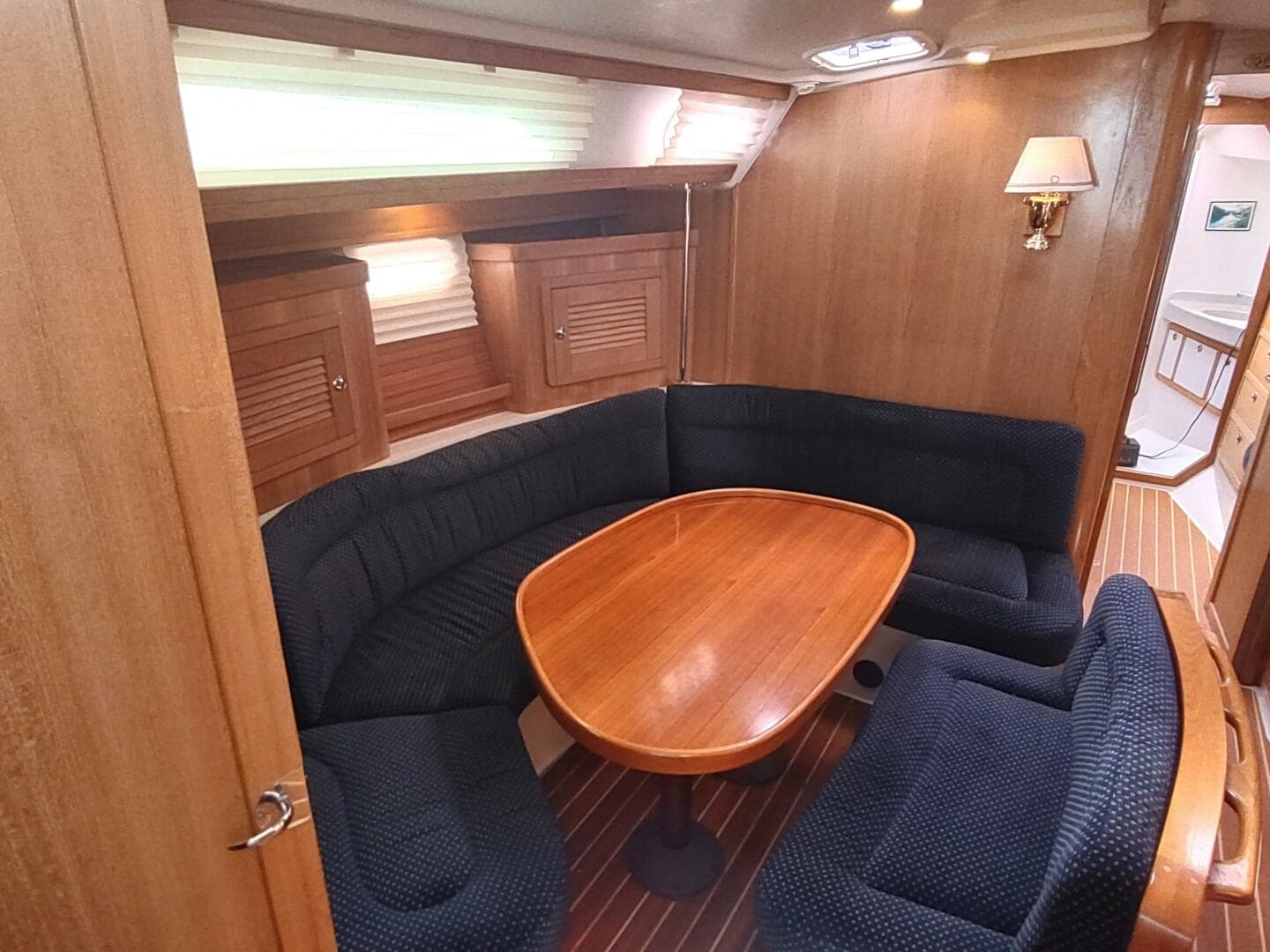 2005 Catalina 42 MKII