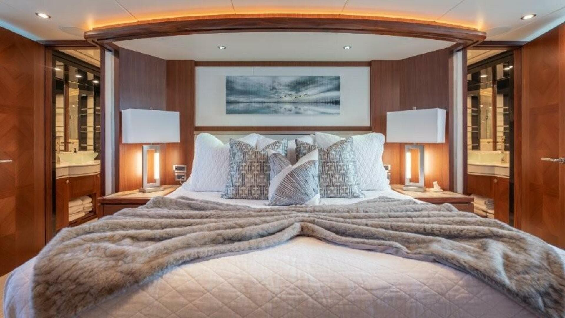 2017 Ocean Alexander 