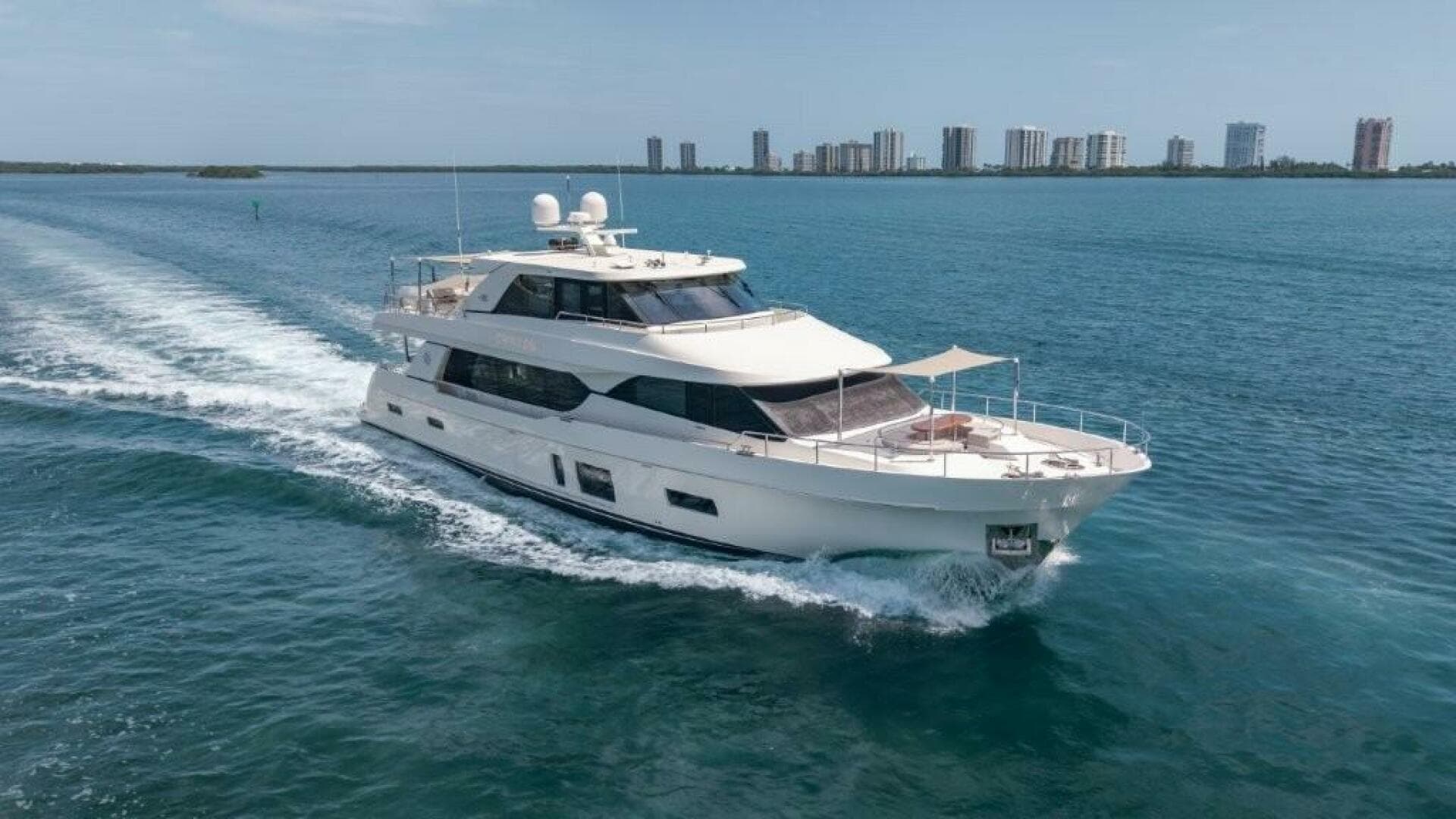 2017 Ocean Alexander 